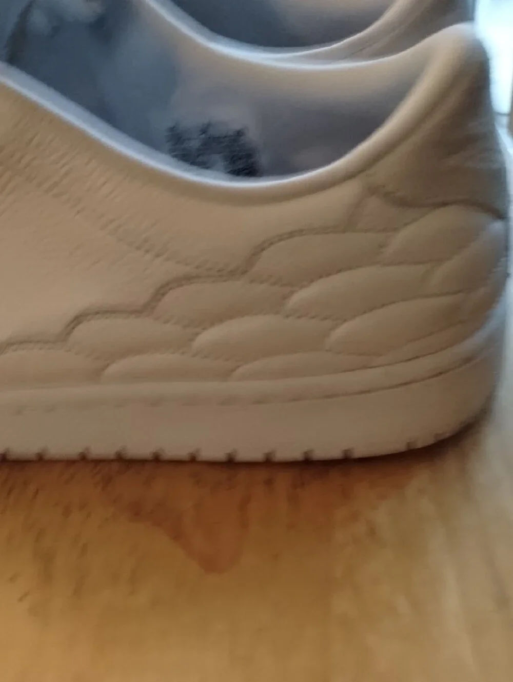 Size 10.5 Jordan Lo White Low-Top Leather Sneakers